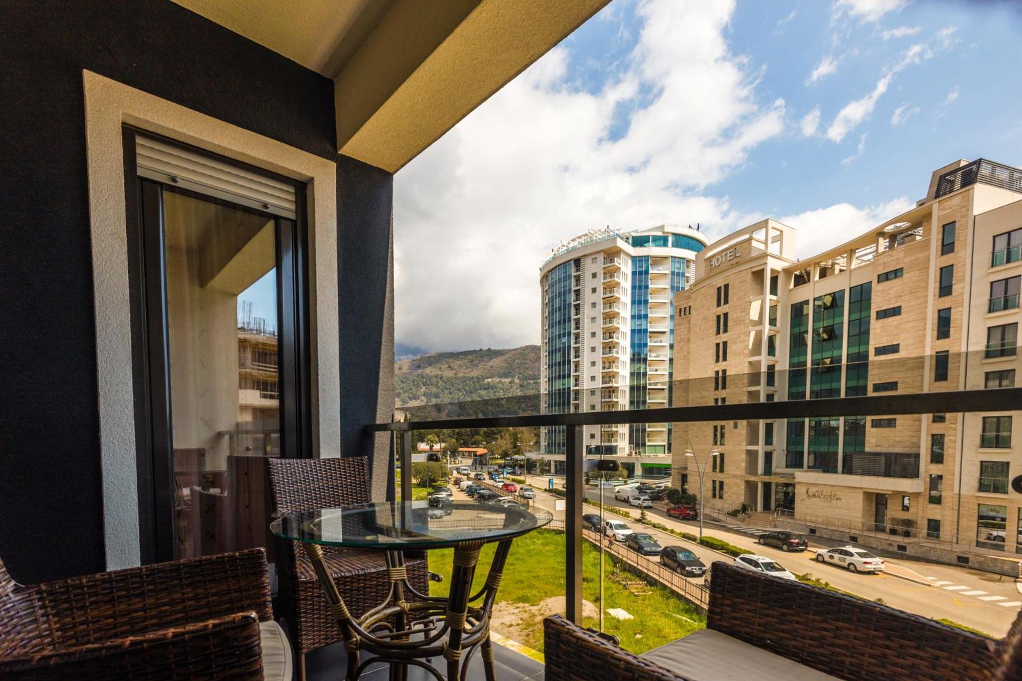 Sea View Perovic Apartment