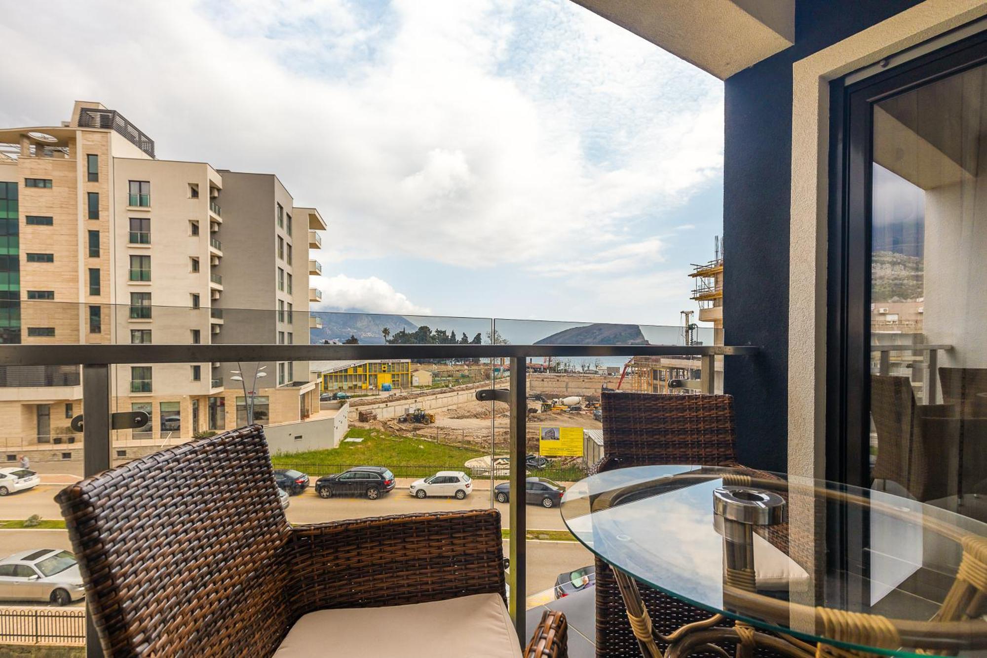 Apartment Sea View Perovic