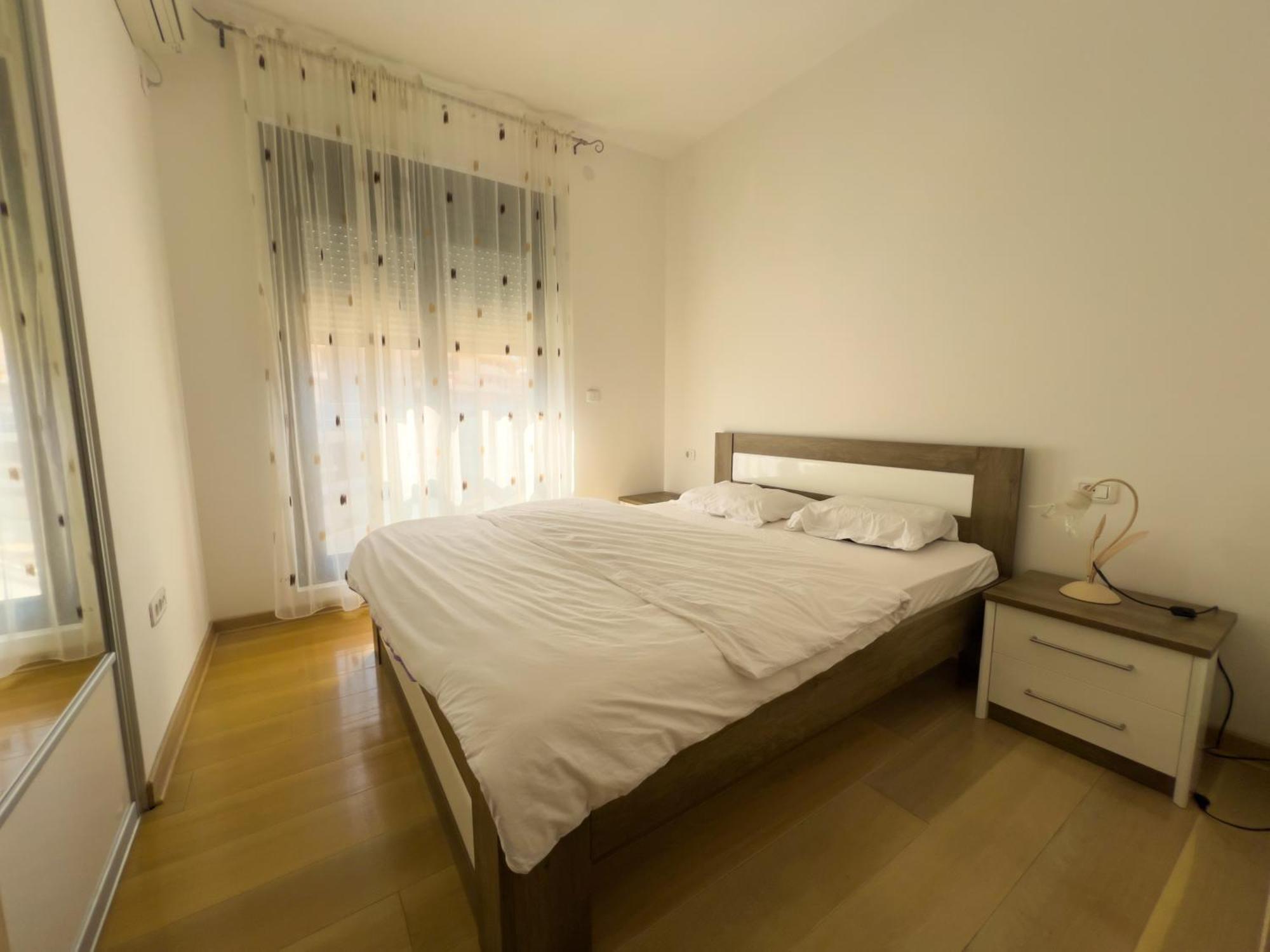Sea View Perovic Apartment *